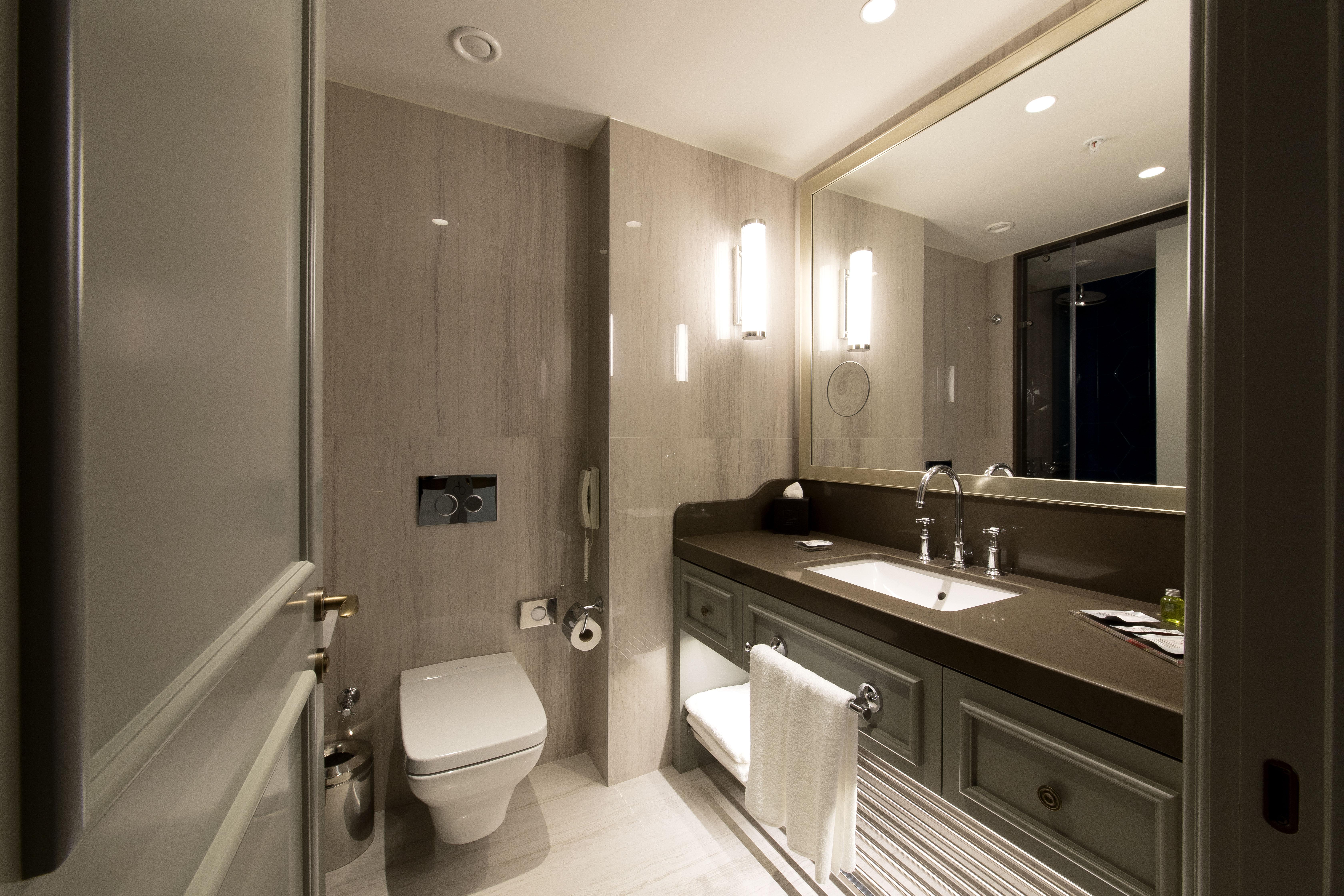 Millennium Istanbul Golden Horn Hotel Exterior foto Bathroom