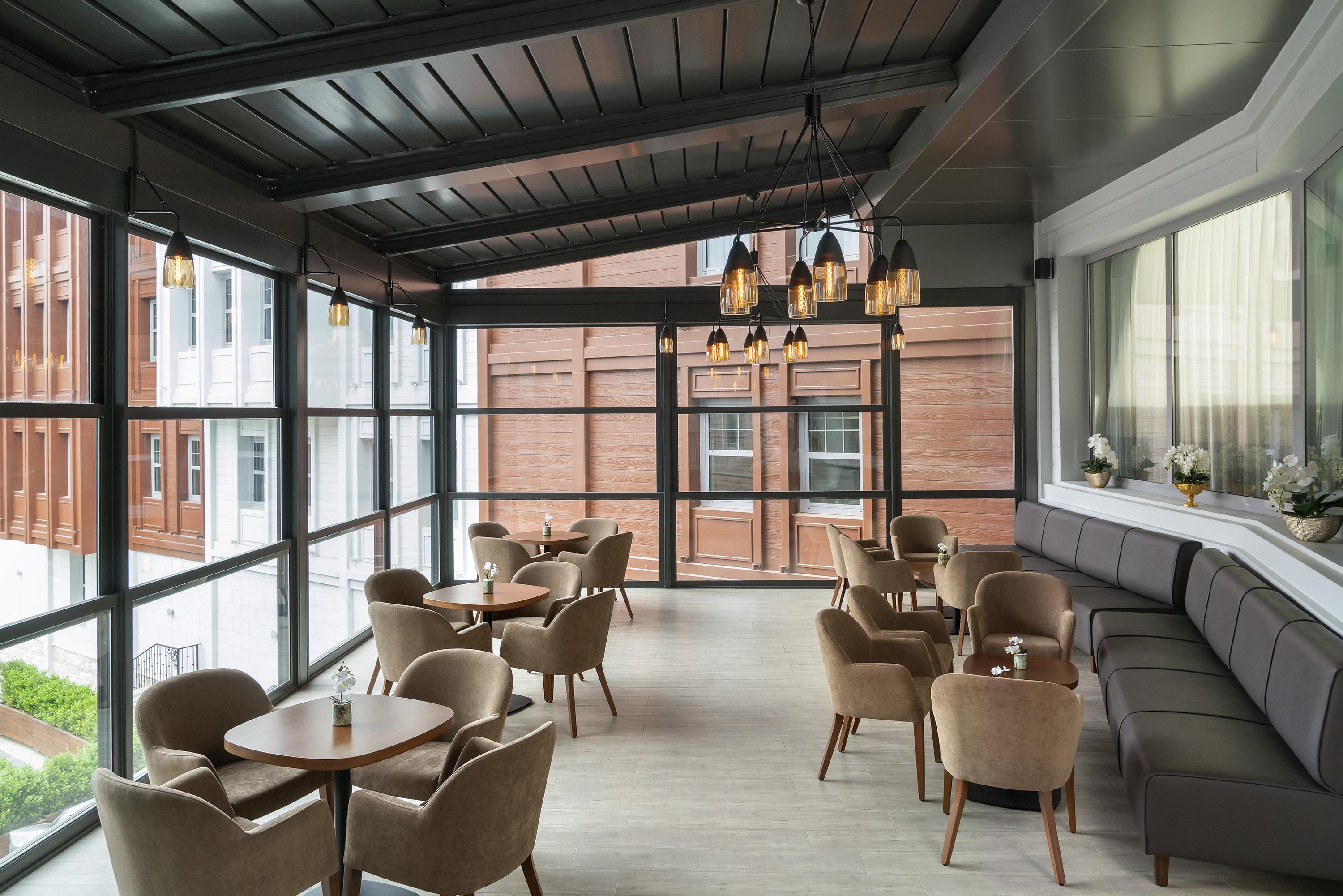 Millennium Istanbul Golden Horn Hotel Exterior foto The interior of the restaurant