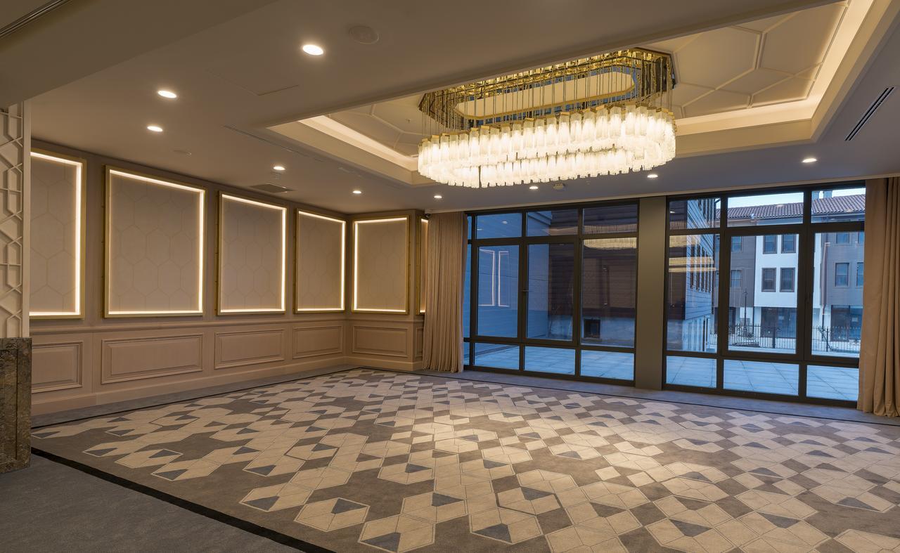Millennium Istanbul Golden Horn Hotel Exterior foto The interior of the hotel