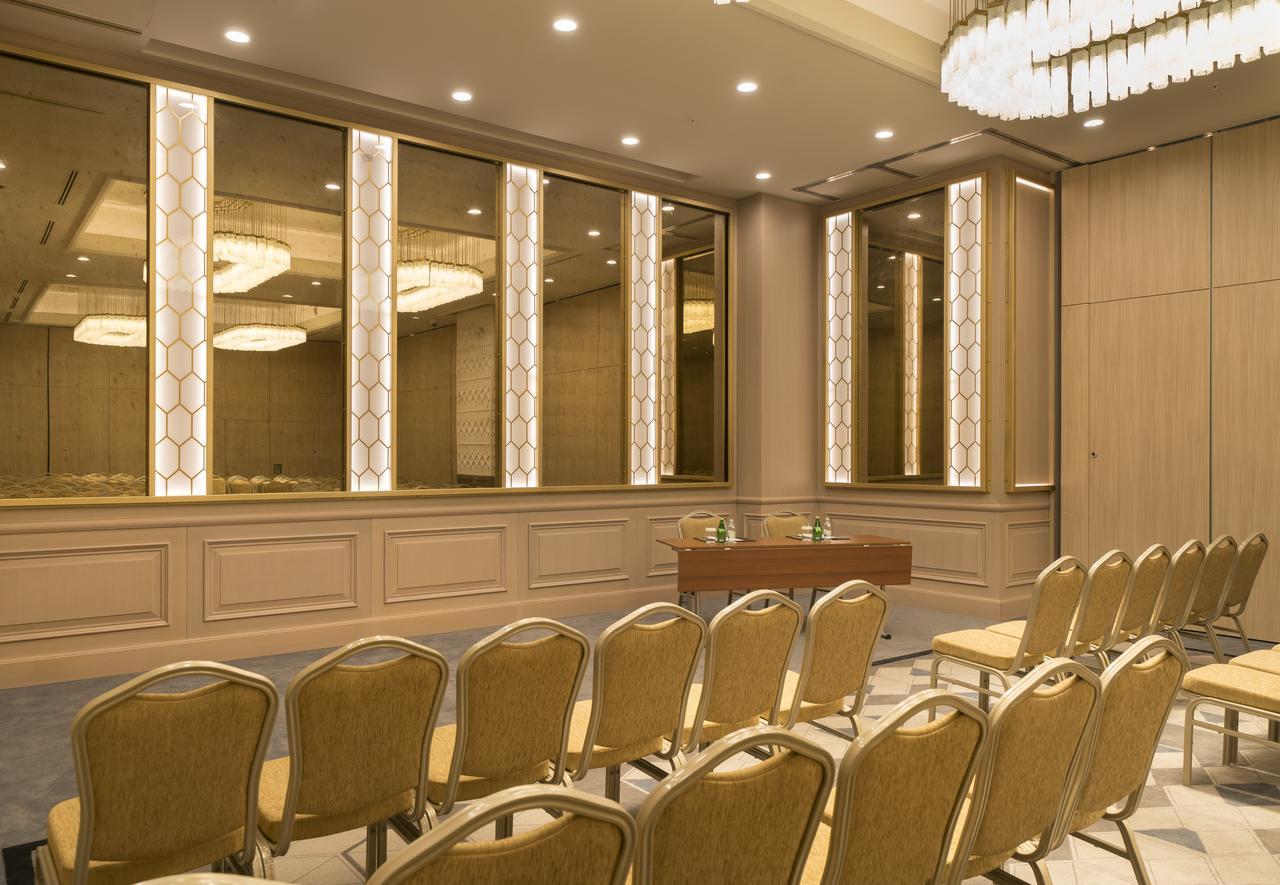Millennium Istanbul Golden Horn Hotel Exterior foto The interior of the meeting room